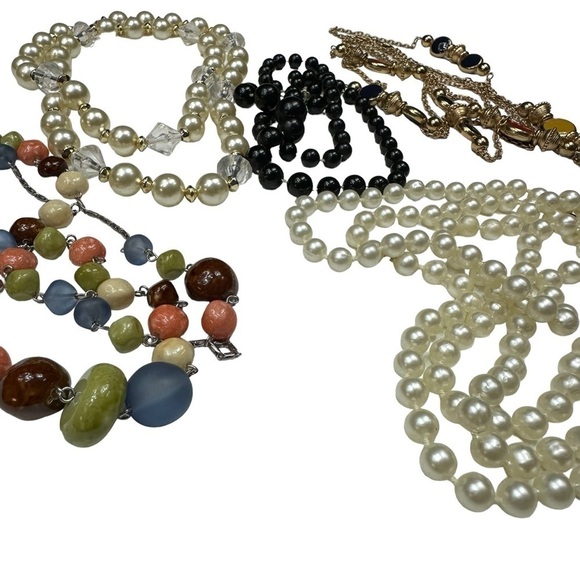 Five (5) Gorgeous Beaded Vintage Necklaces - Picture 1 of 13
